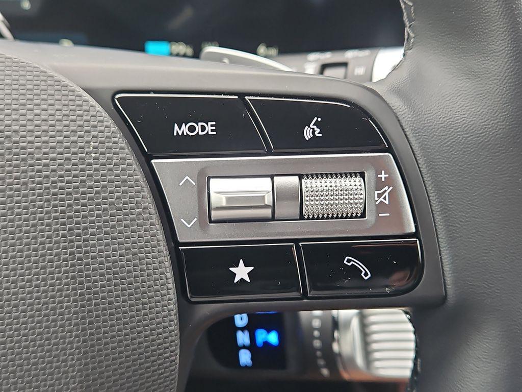 2025 Hyundai IONIQ 5 SEL - Photo 14