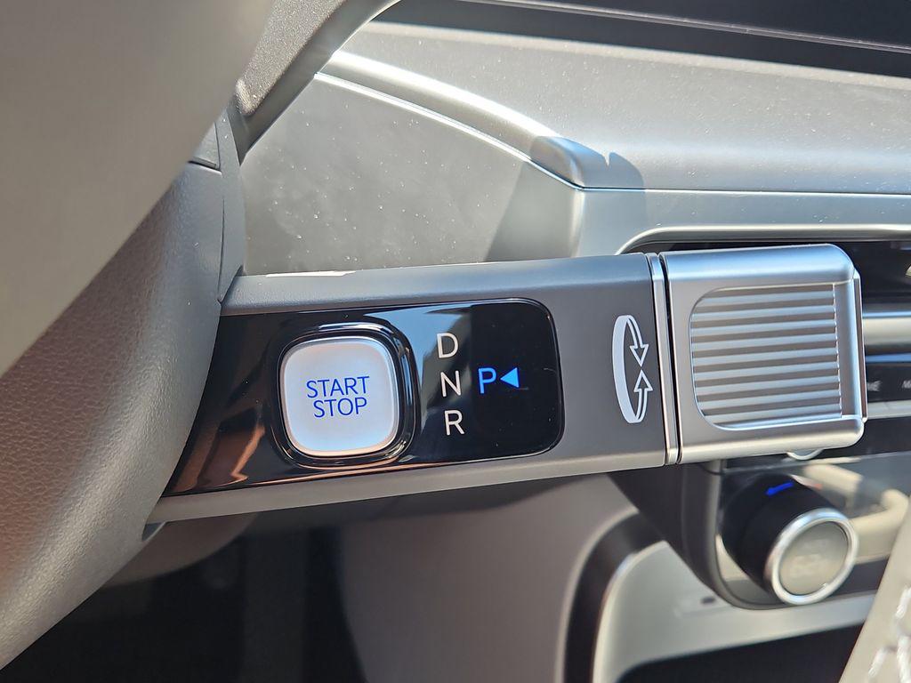 2026 Hyundai IONIQ 9 SE - Photo 16