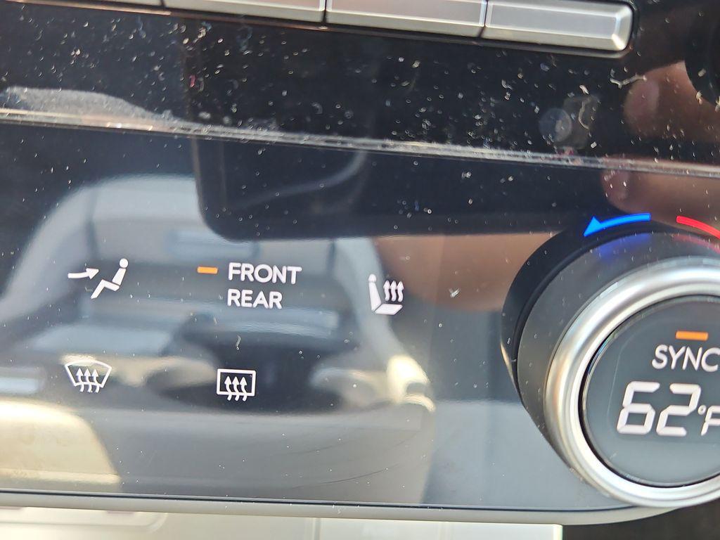 2026 Hyundai IONIQ 9 SE - Photo 10