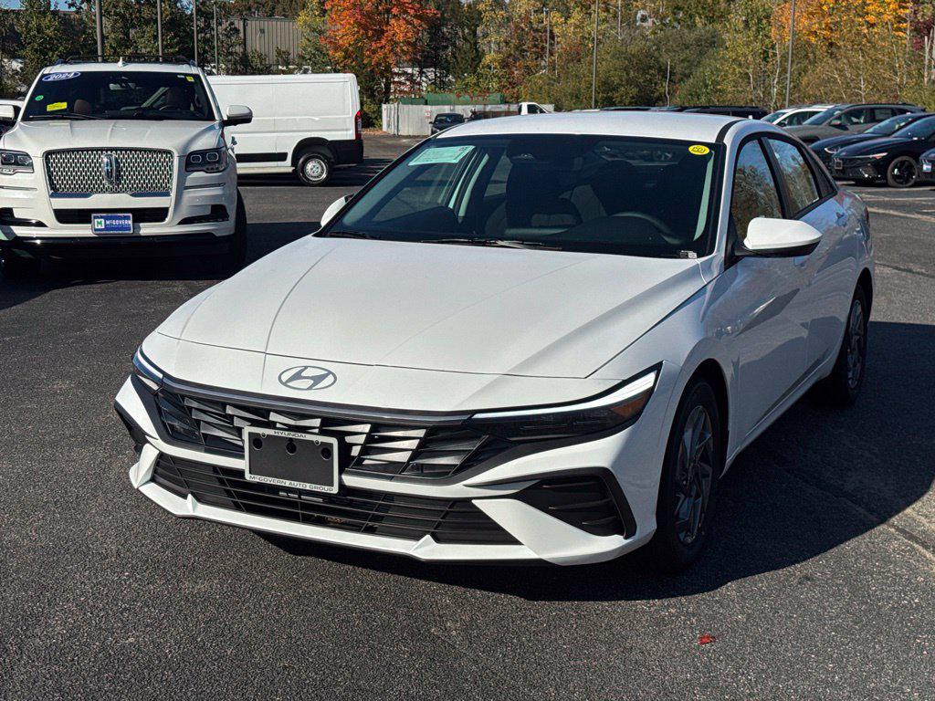 2026 Hyundai Elantra Hybrid