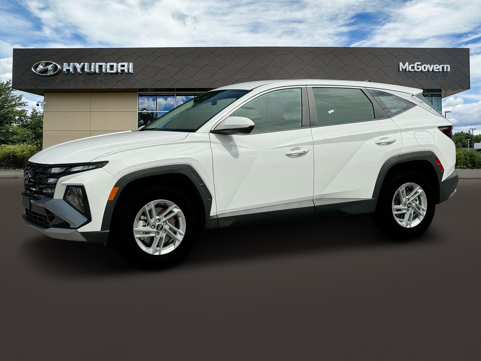 2025 Hyundai Tucson SE photo 2