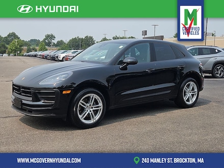 2023 Porsche Macan Base SUV