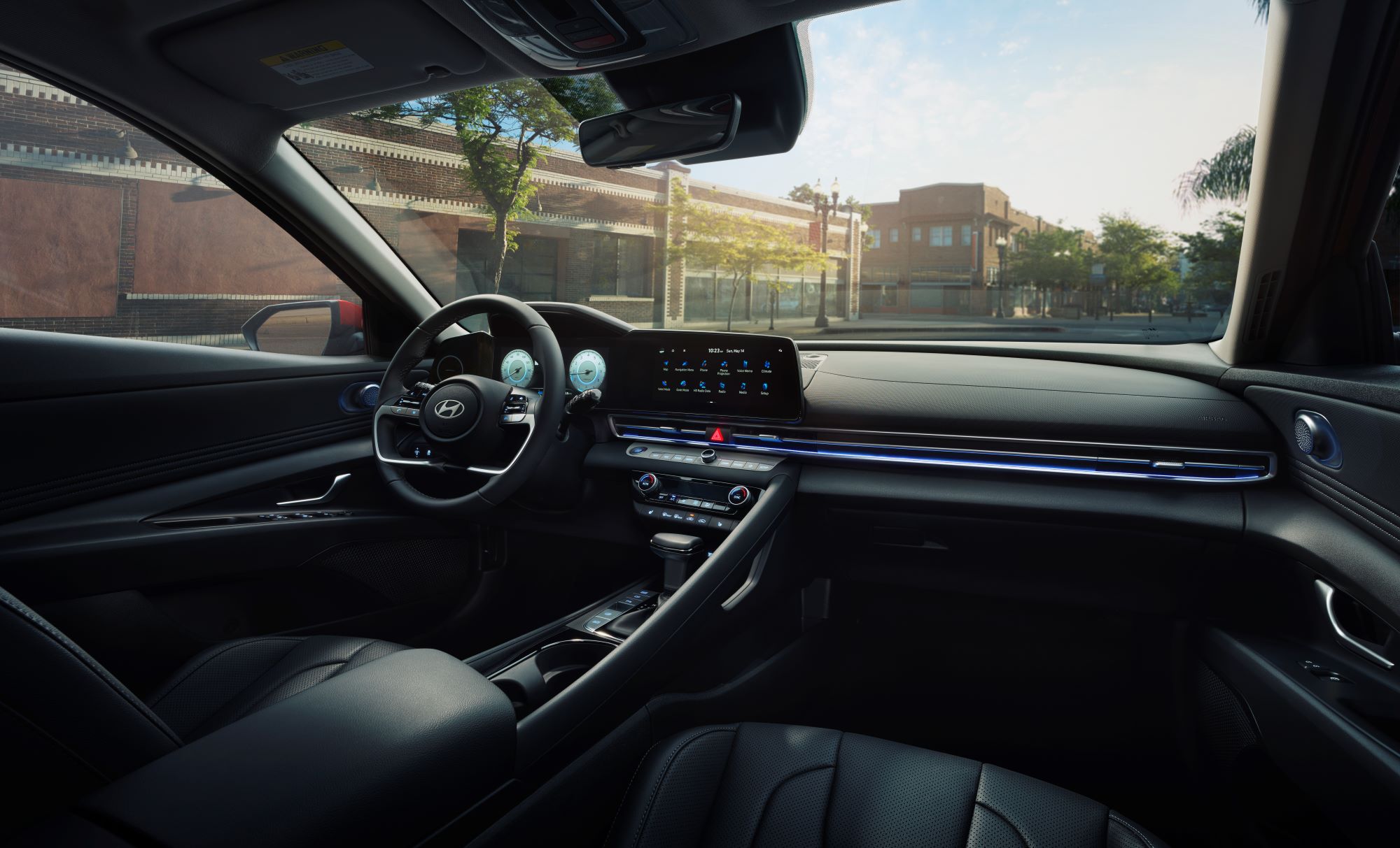 Hyundai Elantra interior and technology