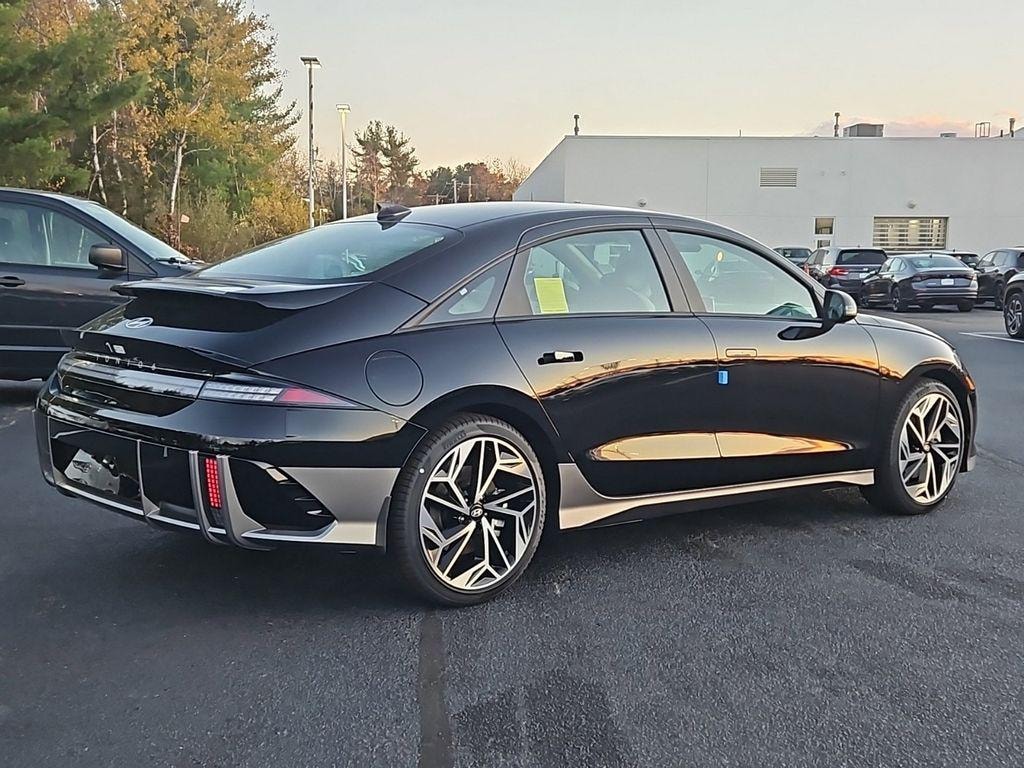 New 2025 Hyundai IONIQ 6 SEL Sedan