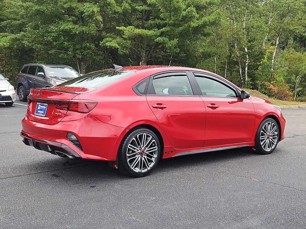 2022 Kia Forte GT photo 3