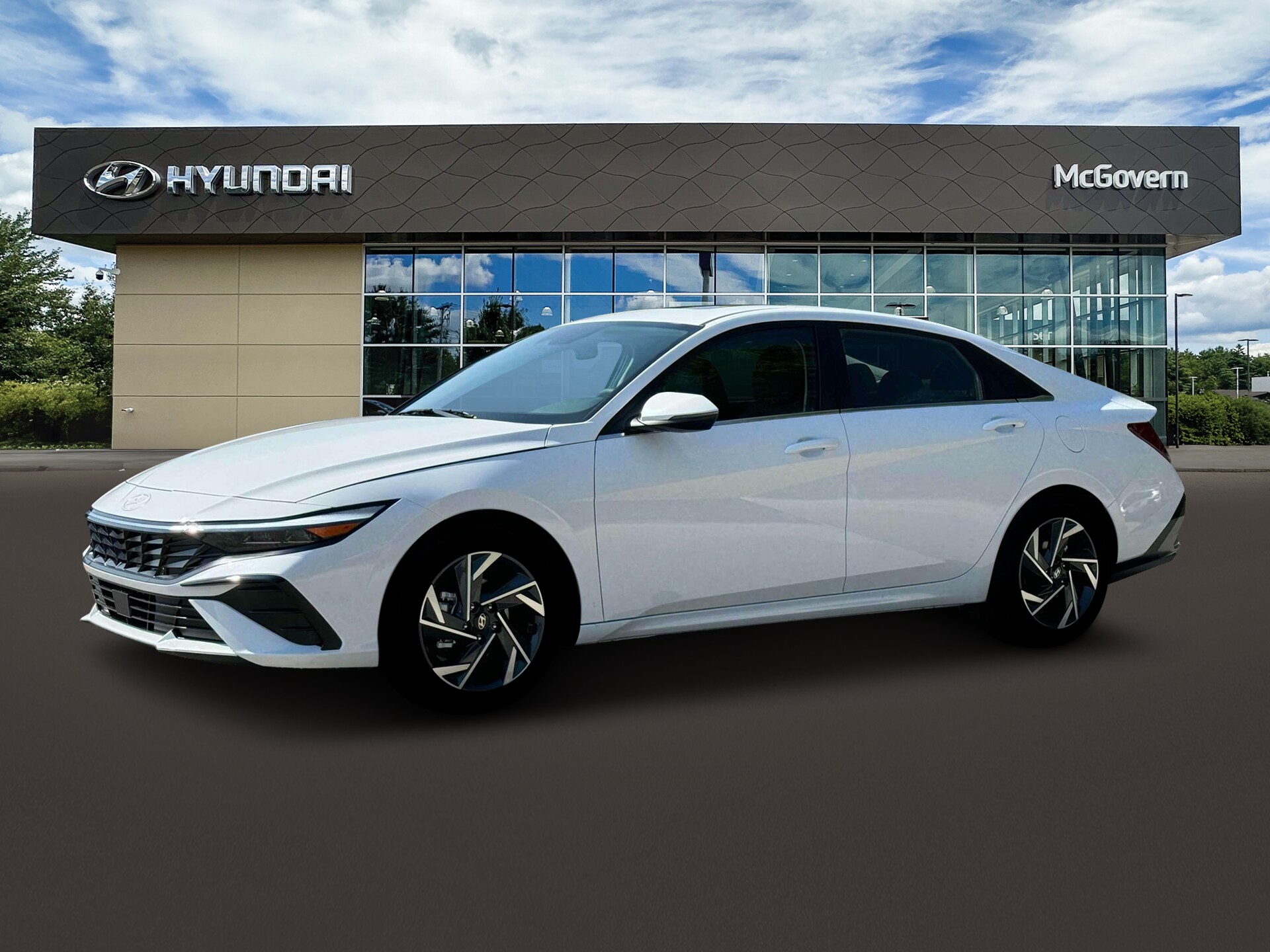2025 Hyundai Elantra Hybrid Limited photo 2