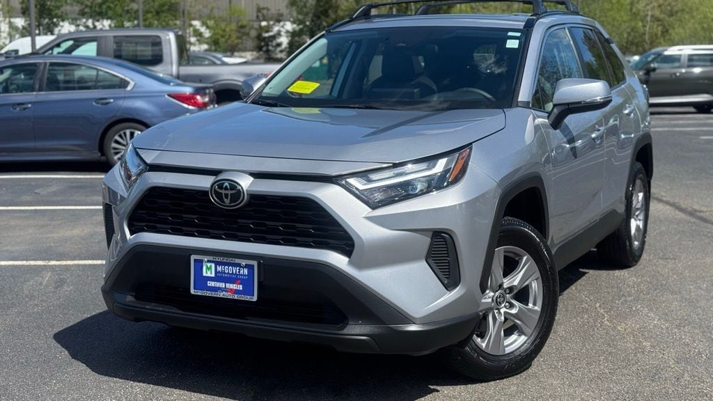 Used 2025 Toyota RAV4 XLE SUV