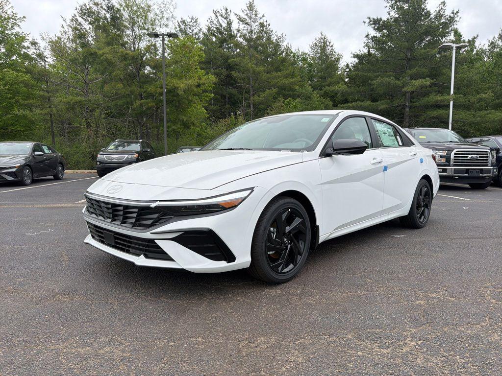 2026 Hyundai Elantra 2.0 SEL Sport Premium's photo