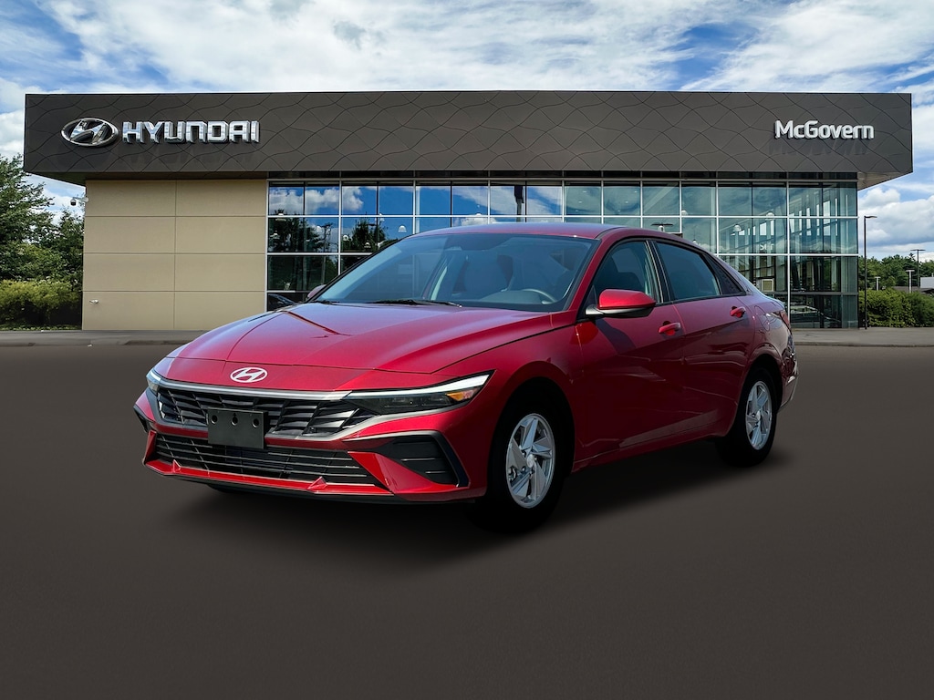 New 2025 Hyundai Elantra SE Sedan