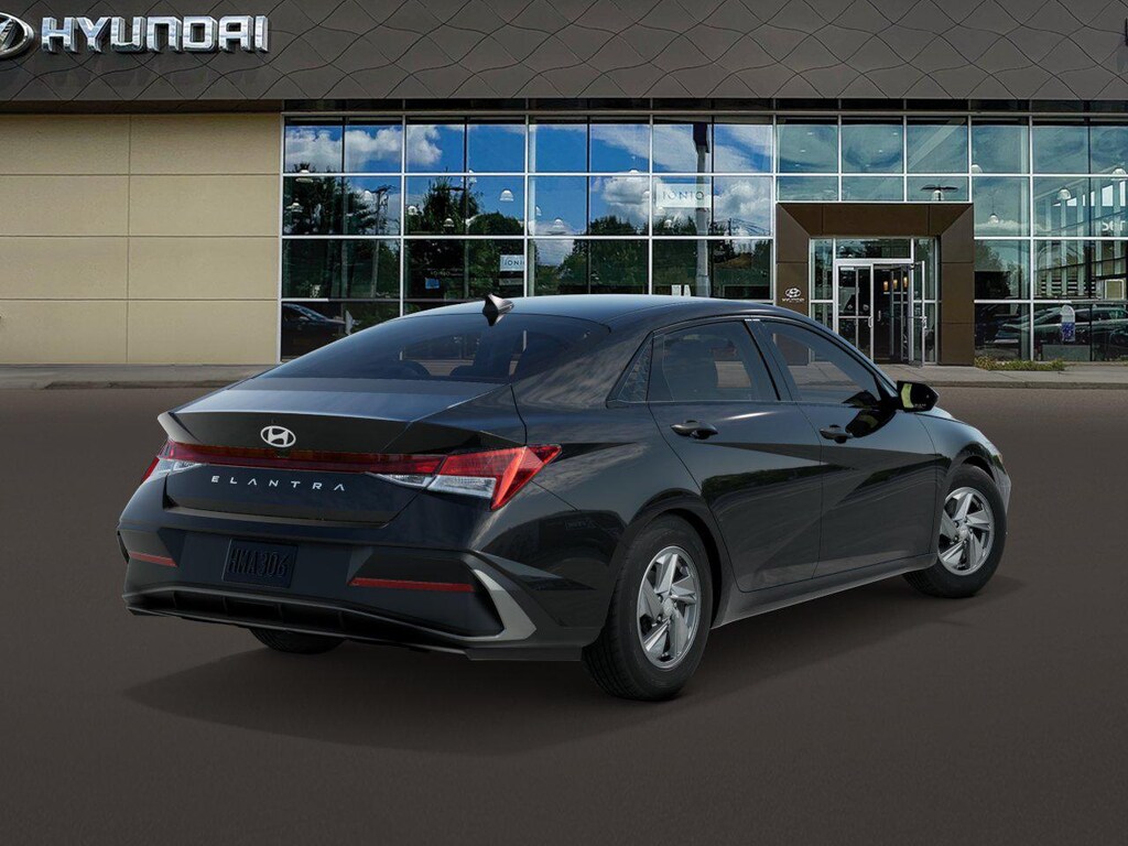 New 2026 Hyundai Elantra SE Sedan