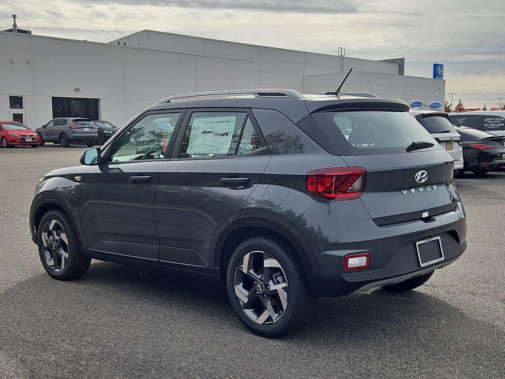 New 2026 Hyundai Venue SEL SUV