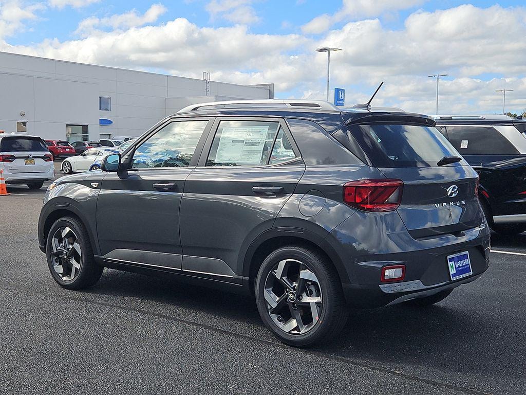 New 2026 Hyundai Venue SEL SUV