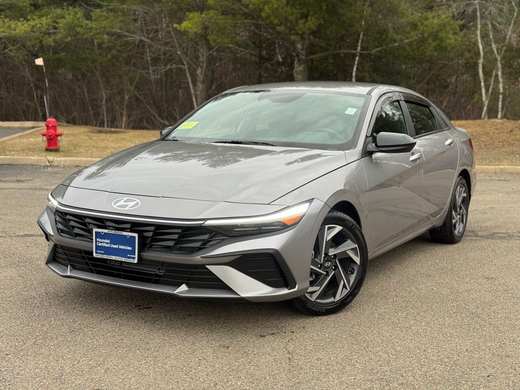 2025 Hyundai Elantra SEL