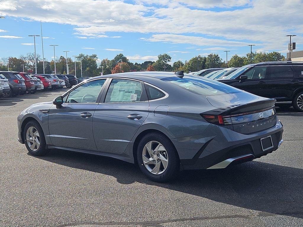 New 2026 Hyundai Sonata SE Sedan