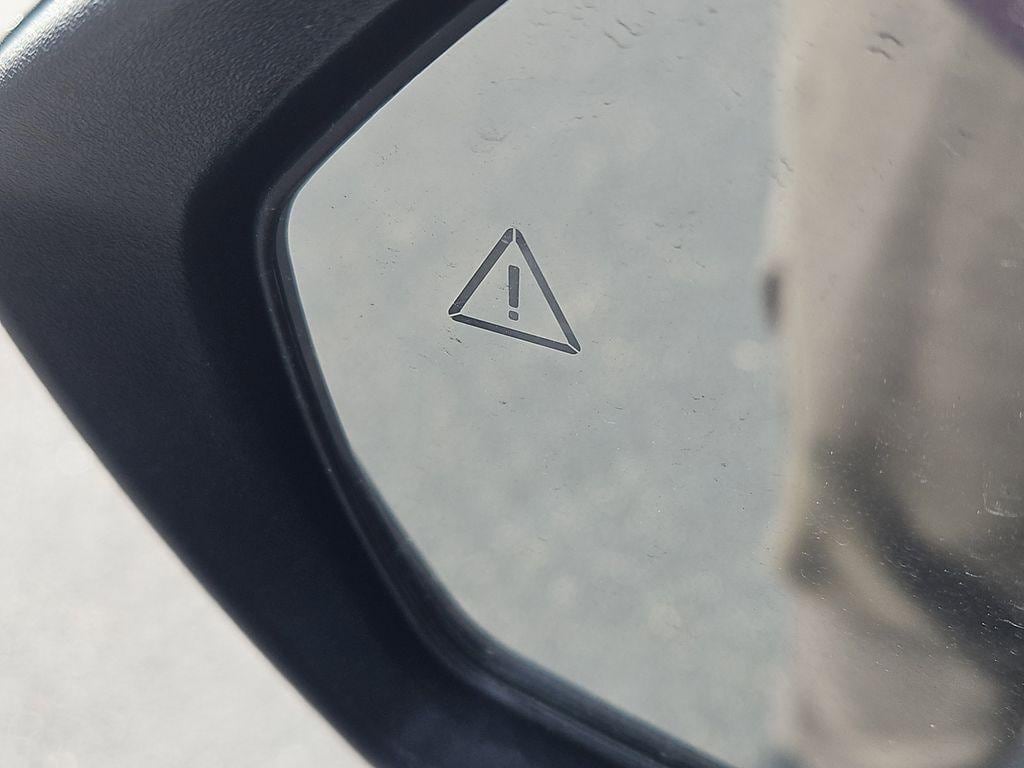 New 2025 Hyundai Elantra Hybrid SEL Sport Sedan