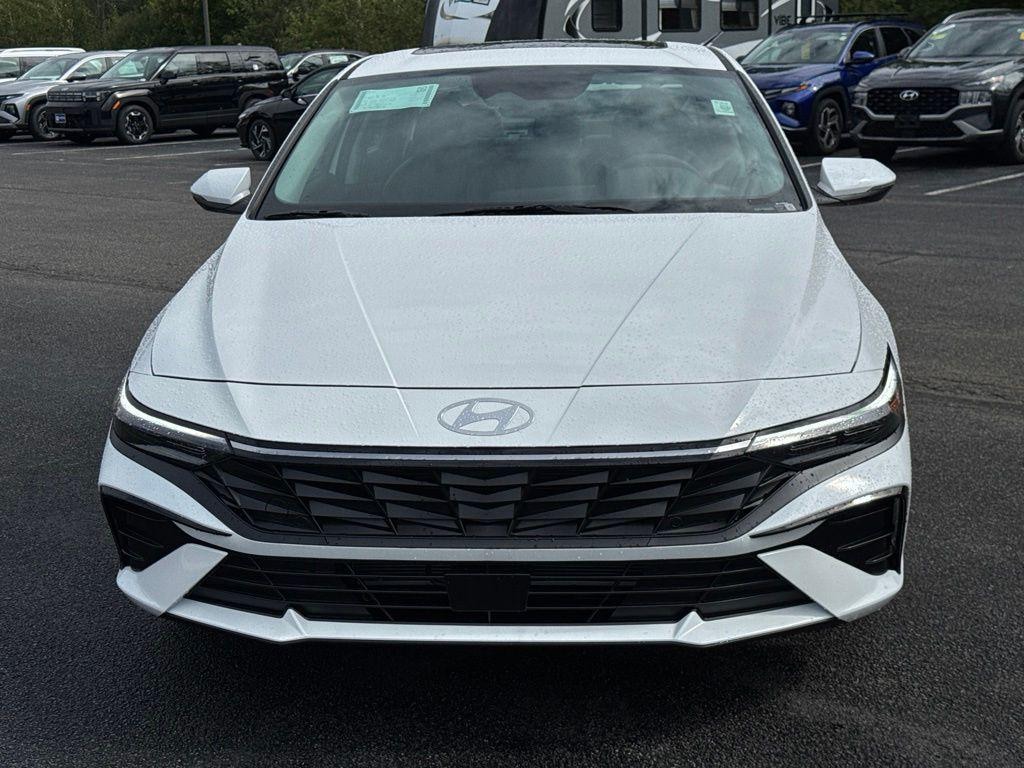 New 2026 Hyundai Elantra Limited Sedan