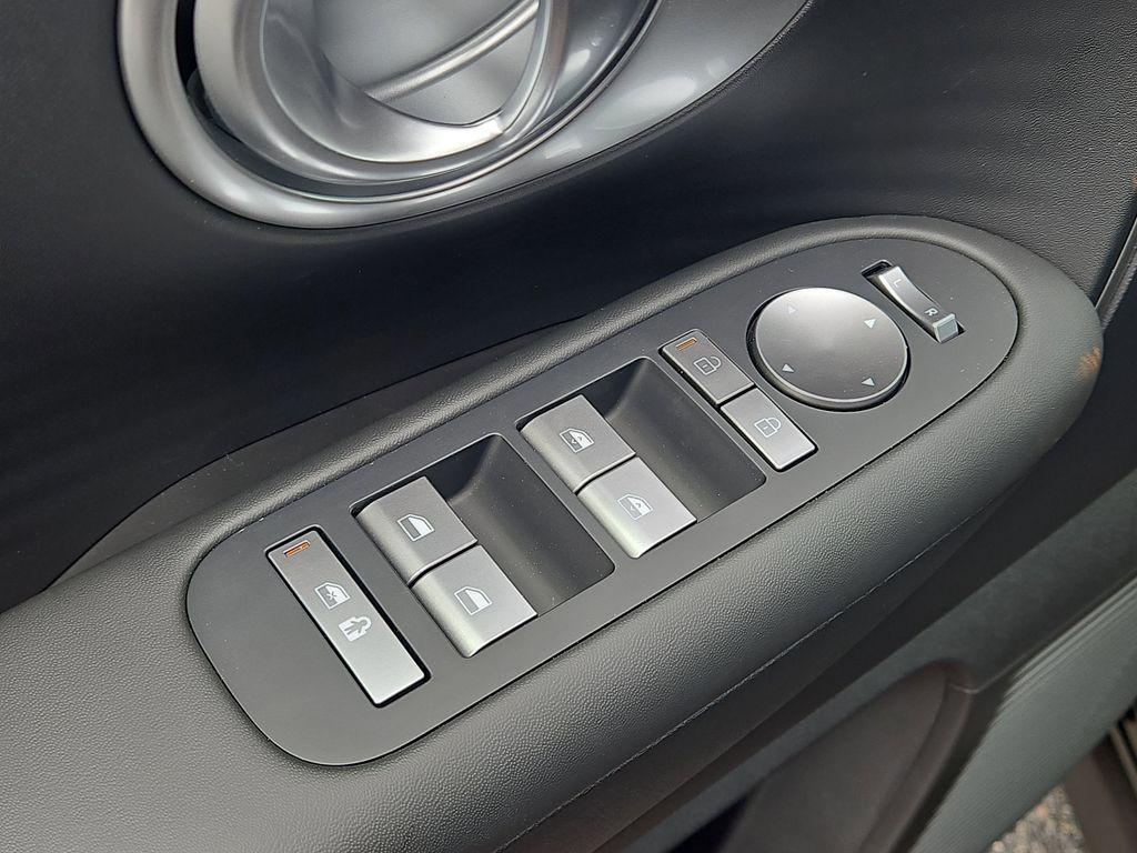 2026 Hyundai IONIQ 9 SE - Photo 15