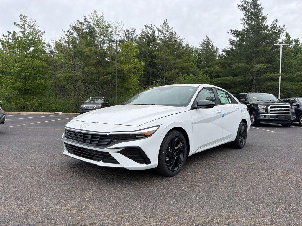 2026 Hyundai Elantra 2.0 SEL Sport IVT's photo