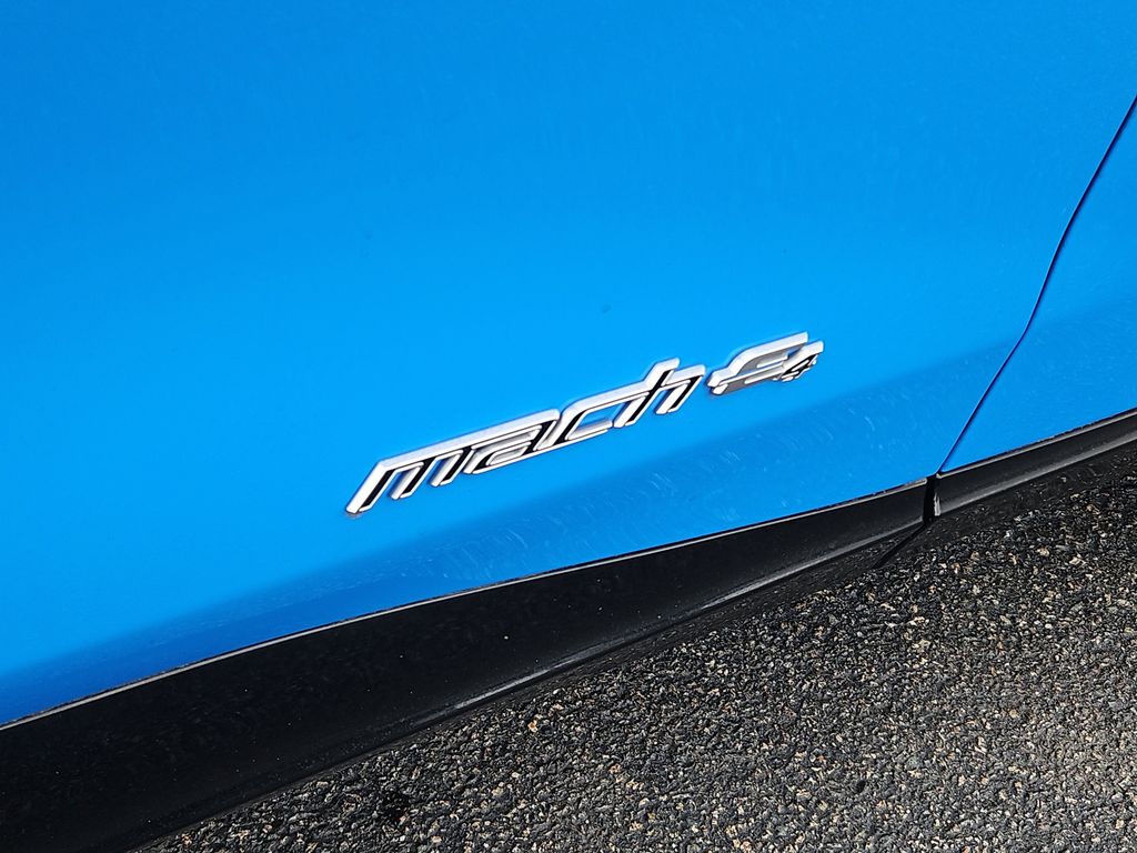 2023 Ford Mustang Mach-E Premium photo 4