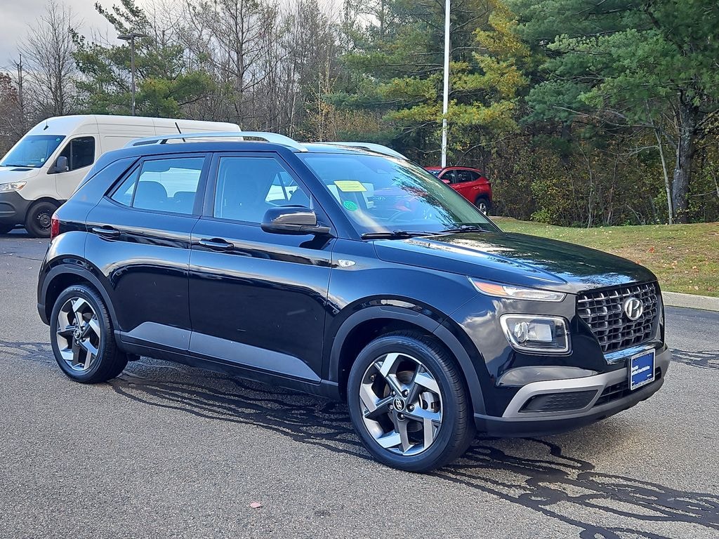 Certified 2025 Hyundai Venue SEL SUV