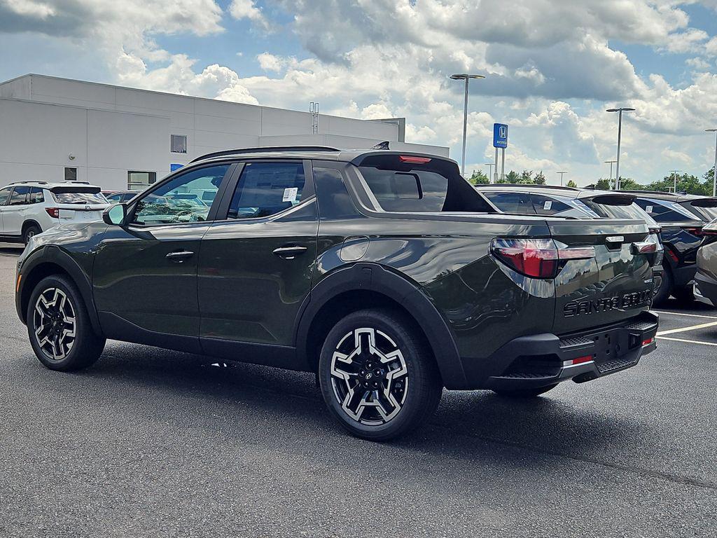 2025 Hyundai Santa Cruz Limited photo 2