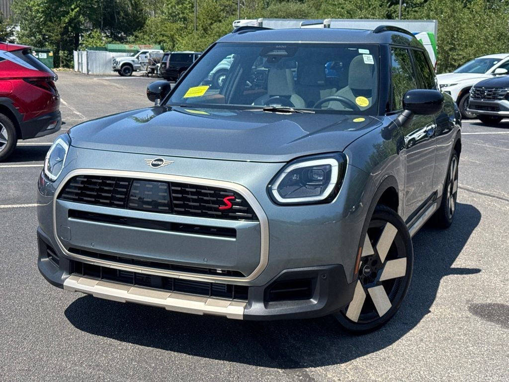 2025 MINI Countryman S ALL4's photo