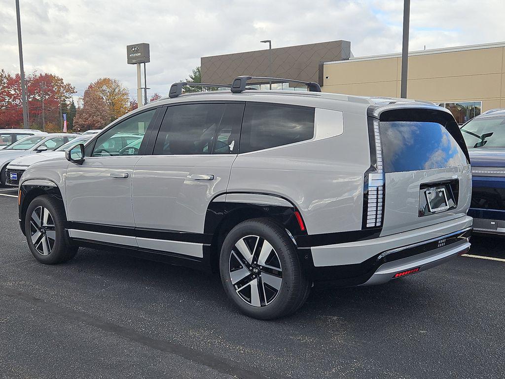 2026 Hyundai Ioniq SEL photo 2