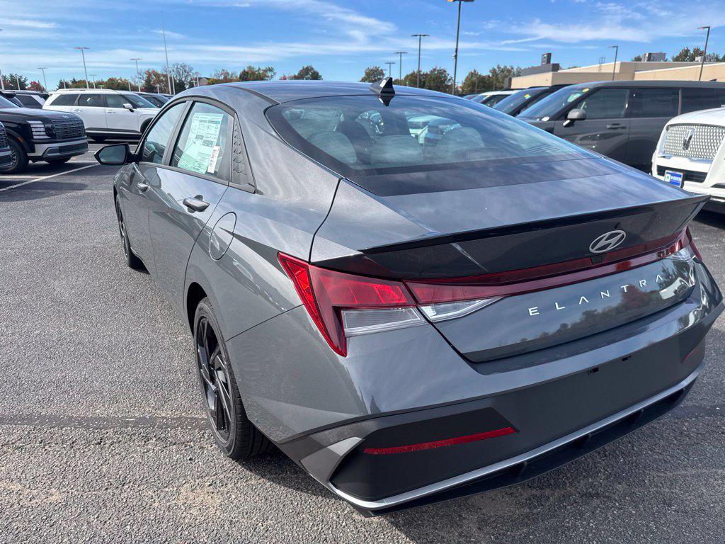 New 2026 Hyundai Elantra SEL Sport Plus Sedan