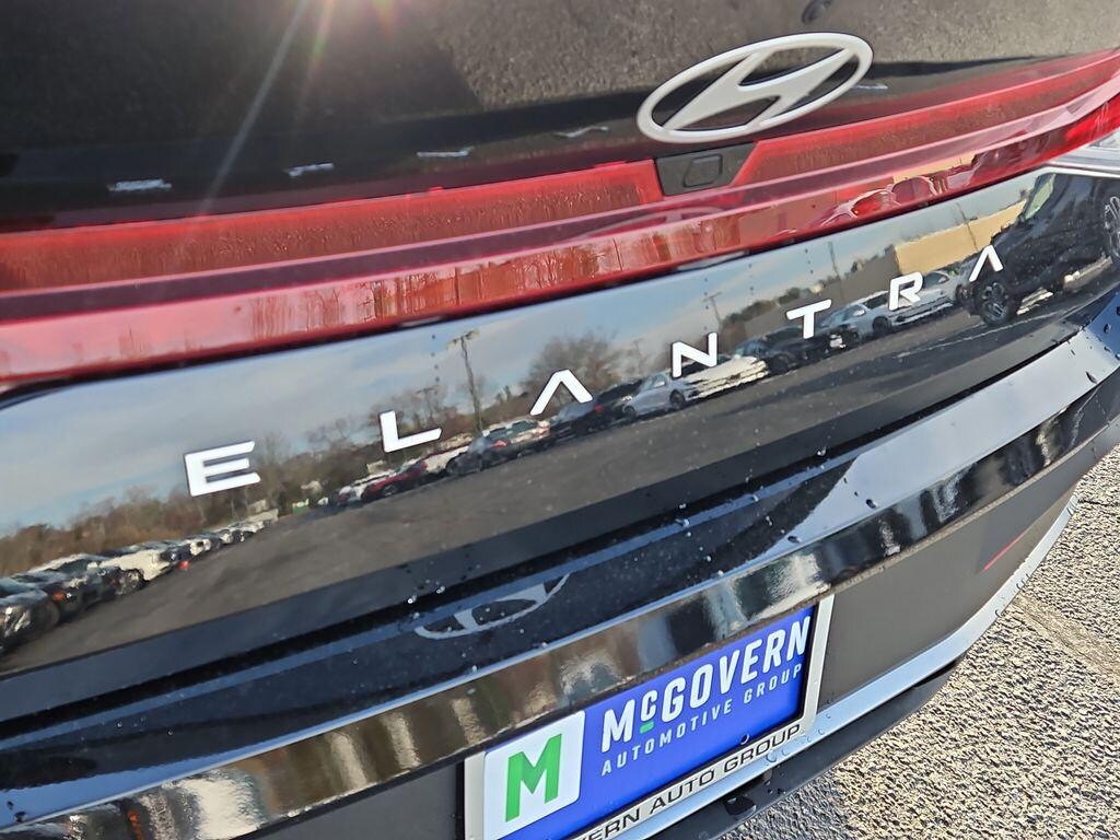 New 2026 Hyundai Elantra SEL Sport Sedan