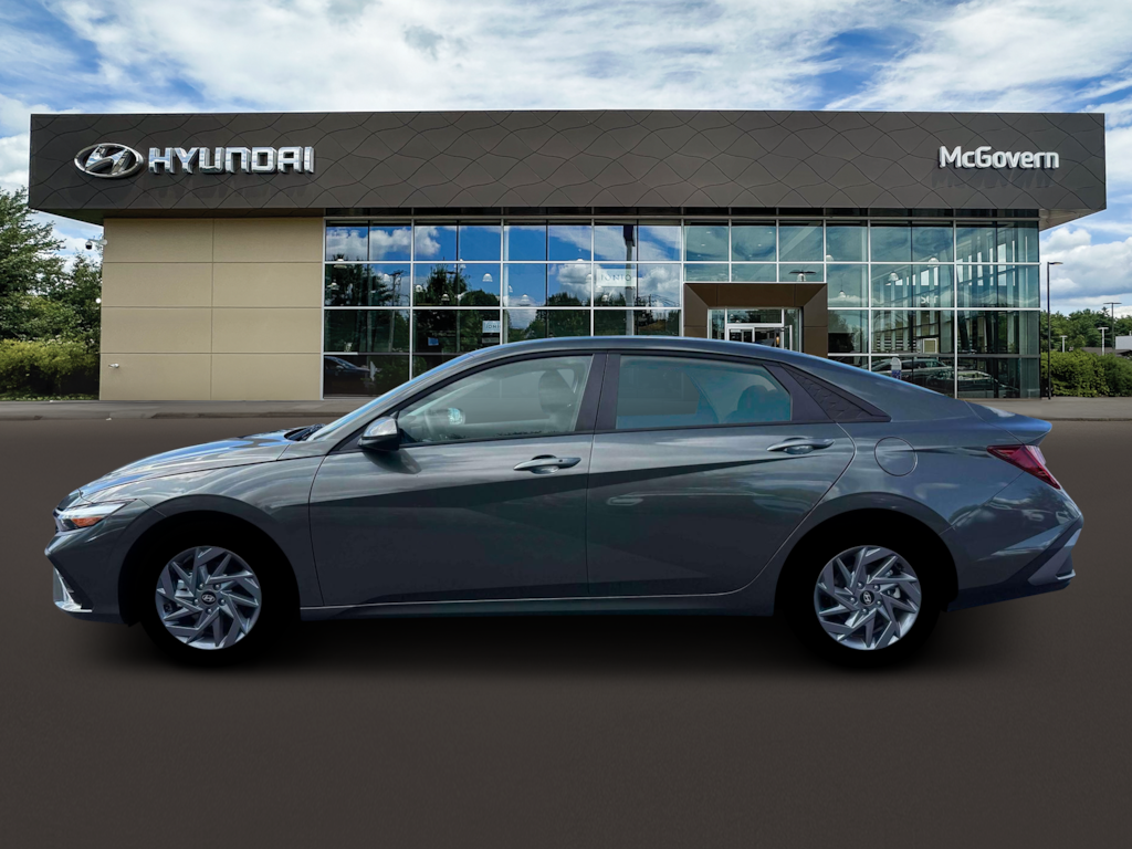 New 2026 Hyundai Elantra Hybrid Blue Sedan