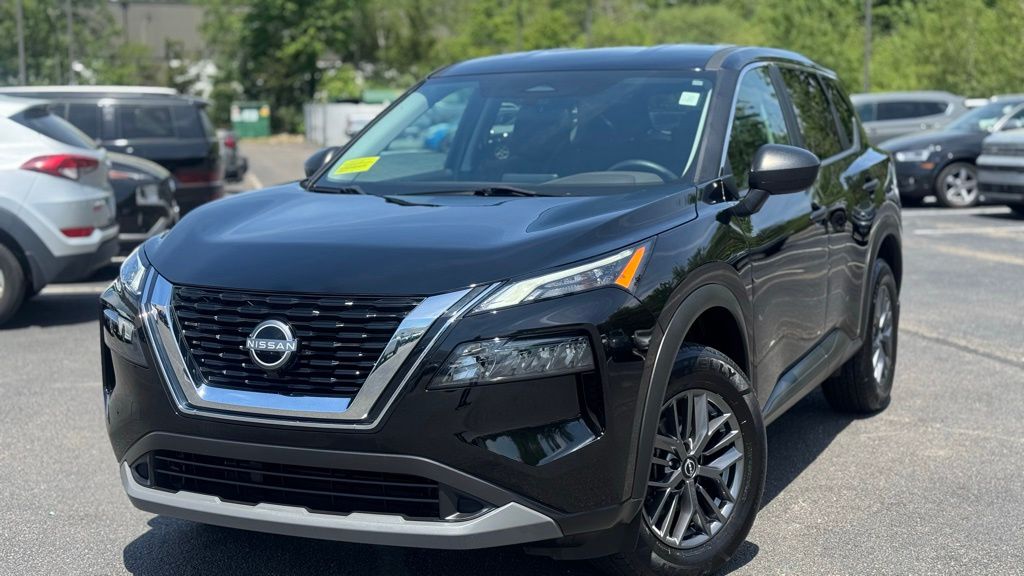 2023 Nissan Rogue S AWD's photo
