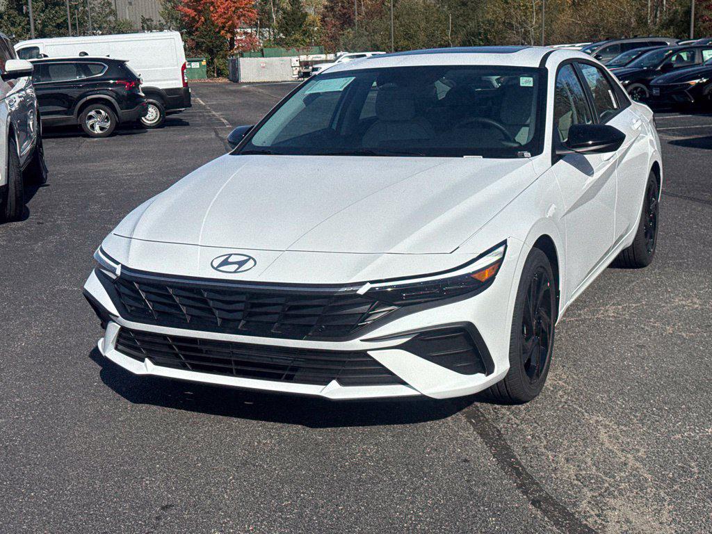 New 2026 Hyundai Elantra SEL Sport Plus Sedan