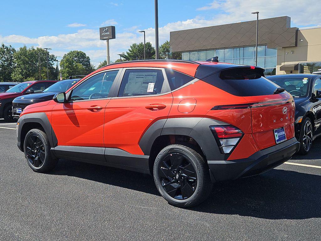 2026 Hyundai Kona SEL photo 2