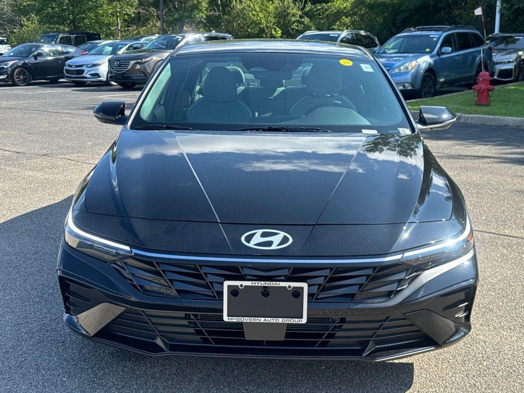 New 2026 Hyundai Elantra Hybrid Limited Sedan