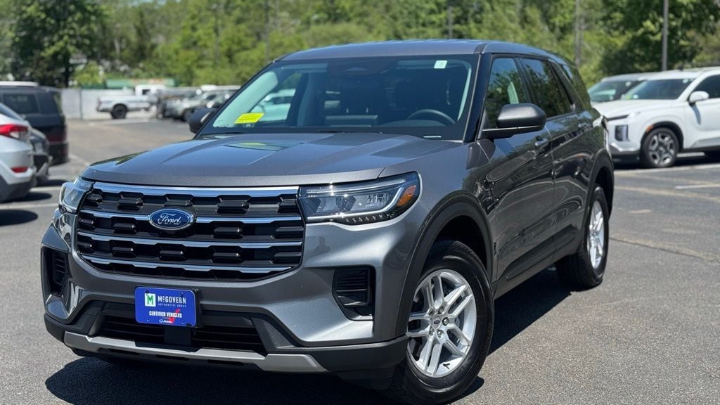 2026 Ford Explorer Active 4WD's photo
