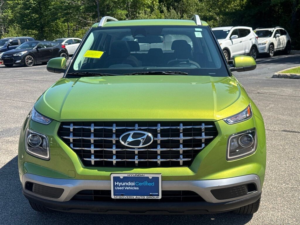 Used 2024 Hyundai Venue SEL SUV
