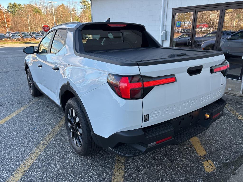 2025 Hyundai Santa Cruz SEL Activity photo 2
