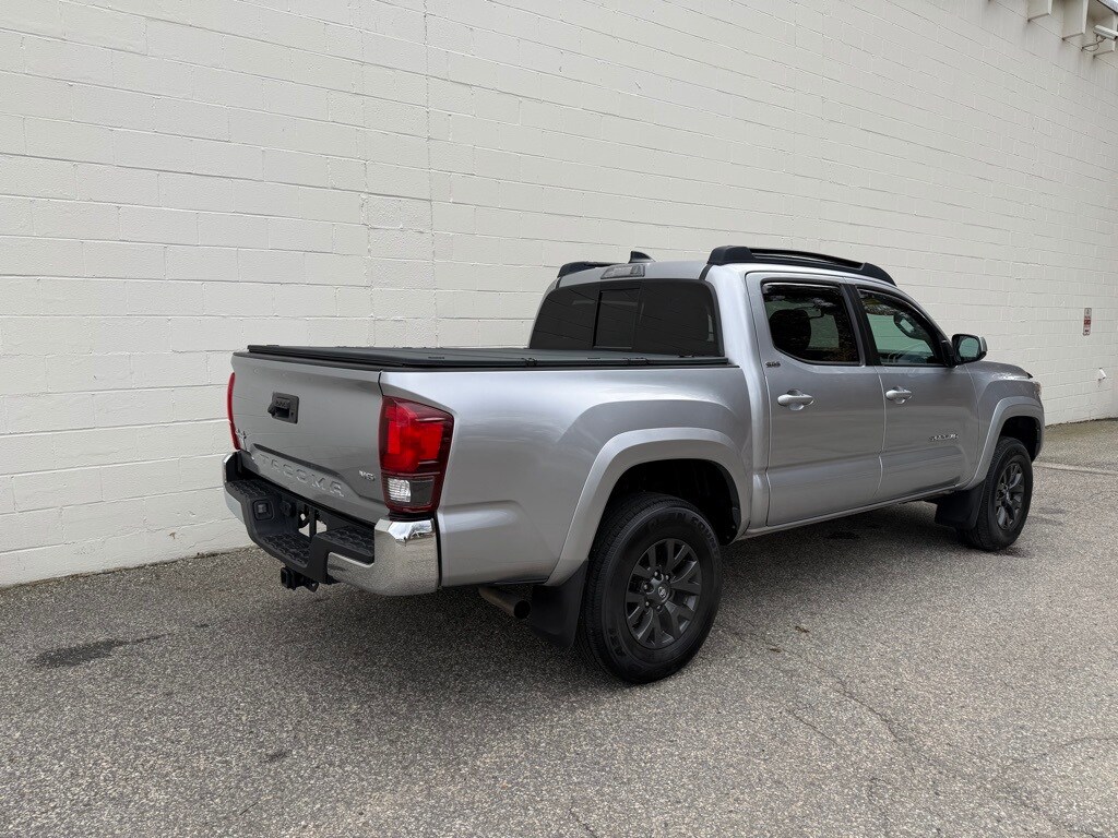 2022 Toyota Tacoma V6 photo 3
