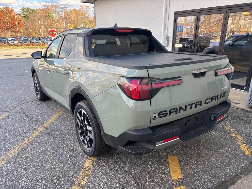 2025 Hyundai Santa Cruz Limited photo 2