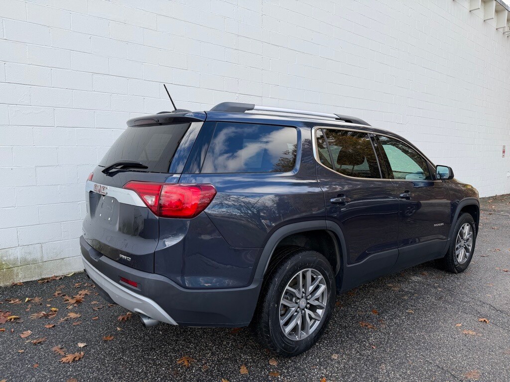 2019 Gmc Acadia SLE photo 3