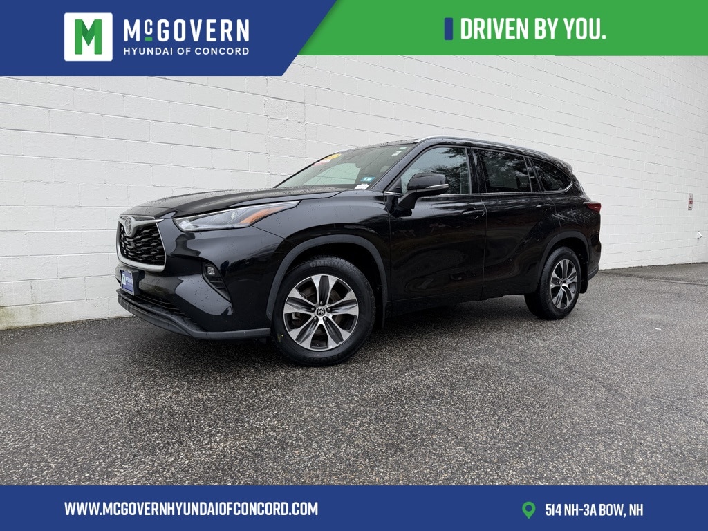 2022 Toyota Highlander XLE's photo