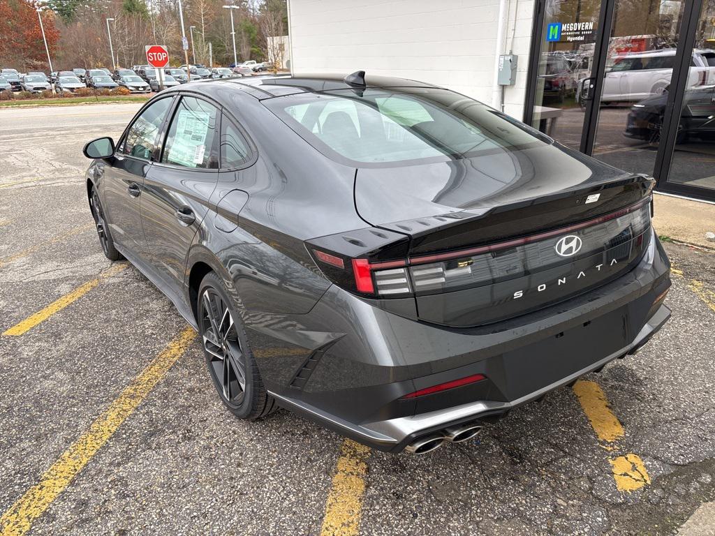 2025 Hyundai Sonata N Line photo 2