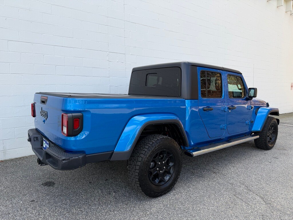 2023 Jeep Gladiator Sport photo 3