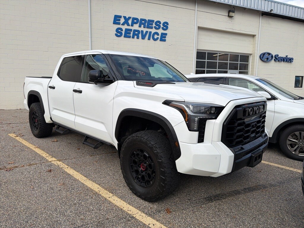 2022 Toyota Tundra TRD Pro photo 2