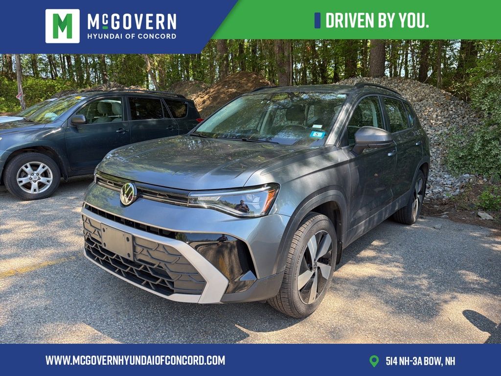 2025 Volkswagen Taos 1.5T S 4Motion's photo