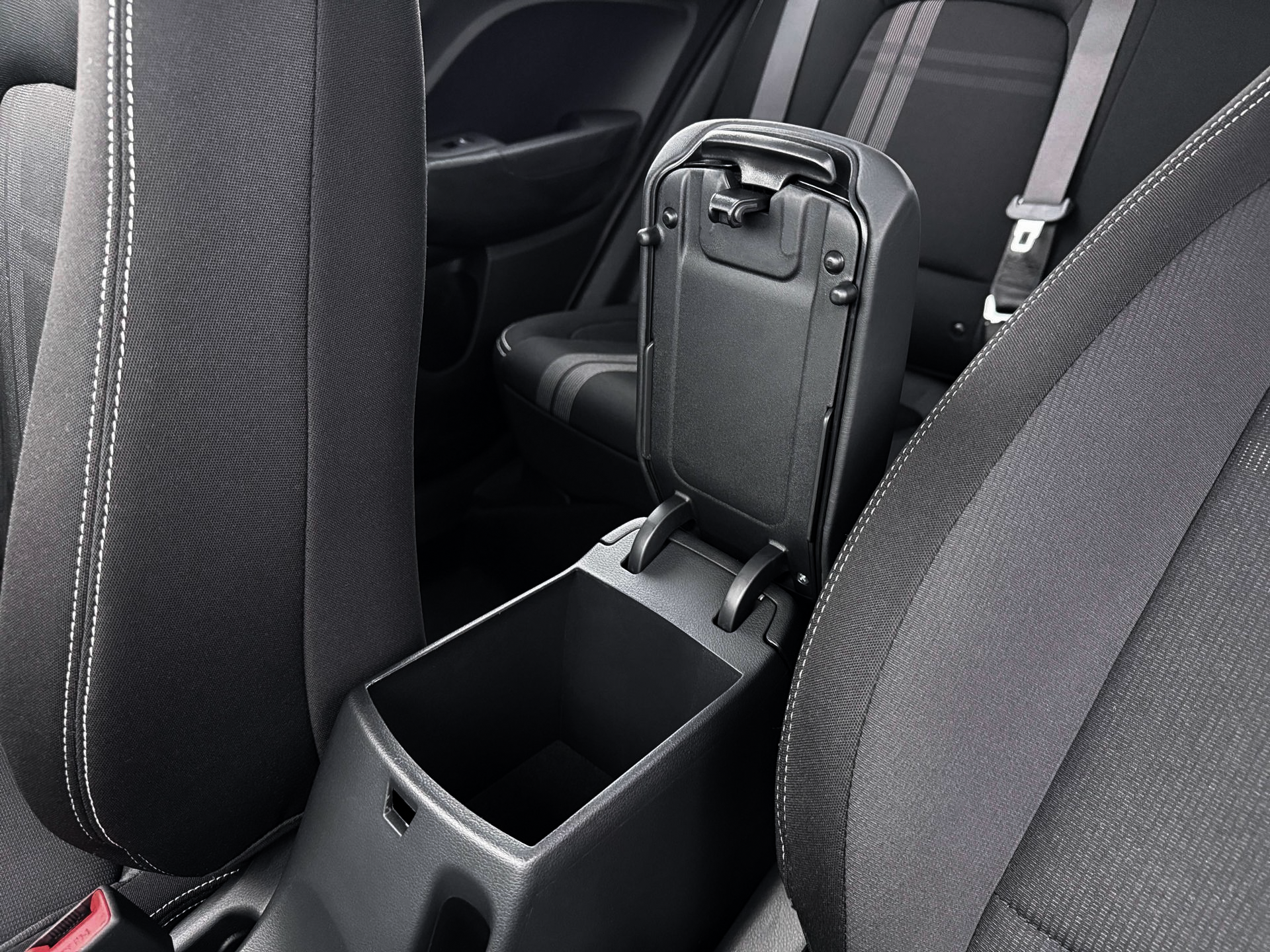 2026 Hyundai Venue SEL - Photo 18