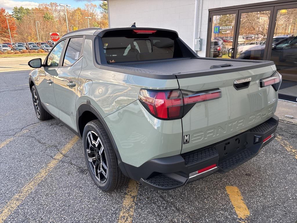 2025 Hyundai Santa Cruz Limited photo 2