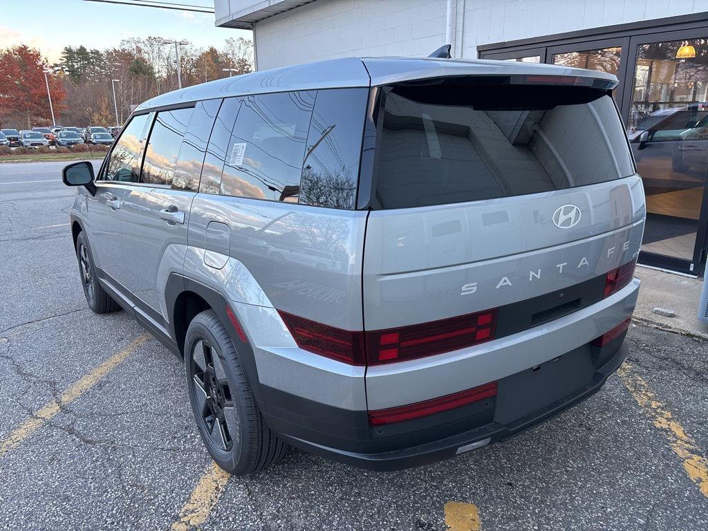 2026 Hyundai Santa Fe SE photo 2