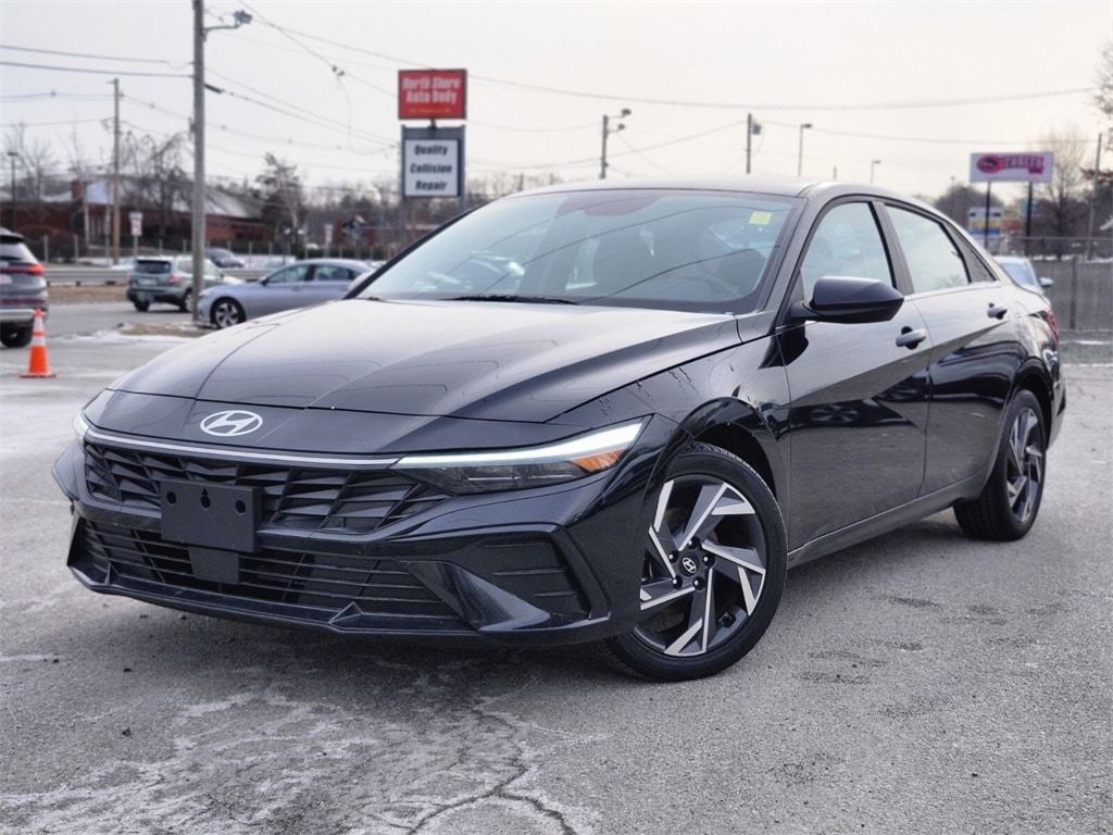 2025 Hyundai Elantra SEL
