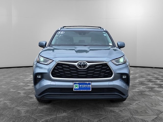 Certified 2022 Toyota Highlander XLE with VIN 5TDGZRBH9NS193507 for sale in Newton, MA